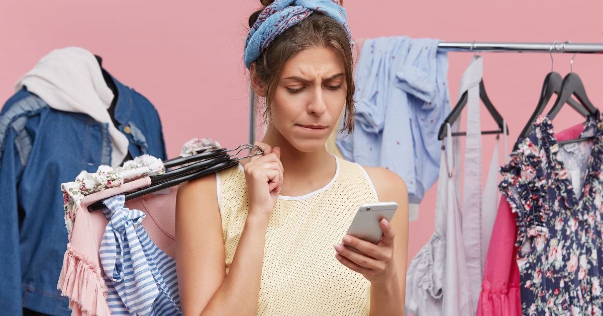 Essential Tips for Successfully Buying Clothes with Promo Codes and Discounts